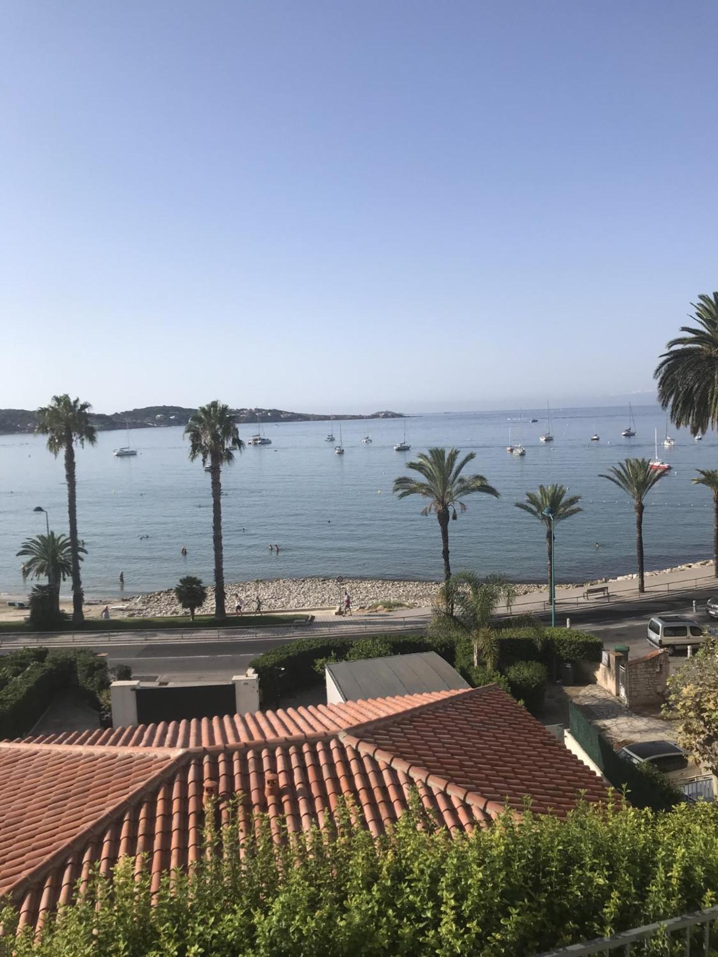 Studio Bandol Avec Jardin Zewnętrze zdjęcie